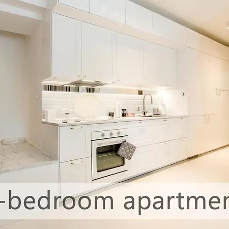 White With Ac By Kovee ブラチスラヴァ