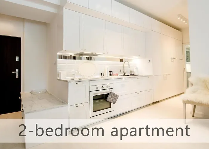 White With Ac By Kovee ブラチスラヴァ